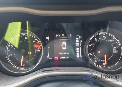 2017 Jeep Cherokee Latitude 4X4 from USA, damaged, VIN 1C4PJMCB5HW503810